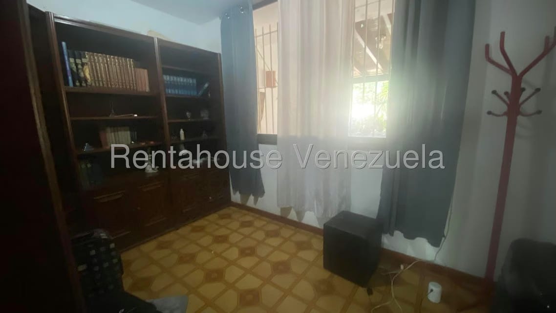 Casa (1 Nivel) en Venta en Miranda, Distrito Metropolitano - 28