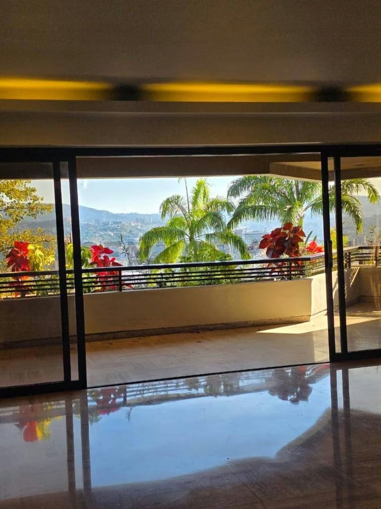 En Venta Apartamento en Altamira Norte