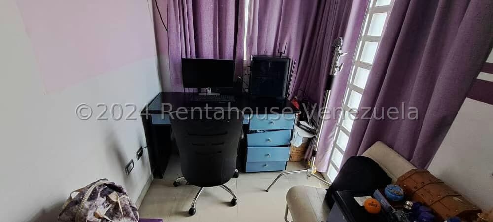 Casa (Multipes Niveles) en Venta en Colinas de Vista Alegre, Distrito Metropolitano - 61