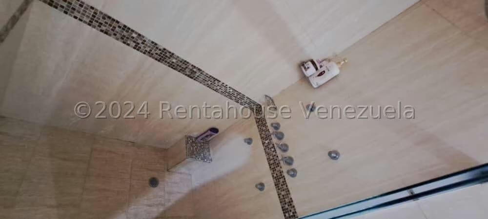 Casa (Multipes Niveles) en Venta en Colinas de Vista Alegre, Distrito Metropolitano - 63