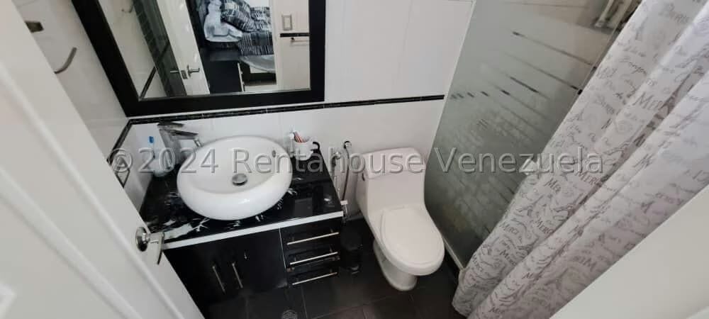 Casa (Multipes Niveles) en Venta en Colinas de Vista Alegre, Distrito Metropolitano - 76