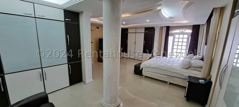 Casa (Multipes Niveles) en Venta en Colinas de Vista Alegre, Distrito Metropolitano - 81
