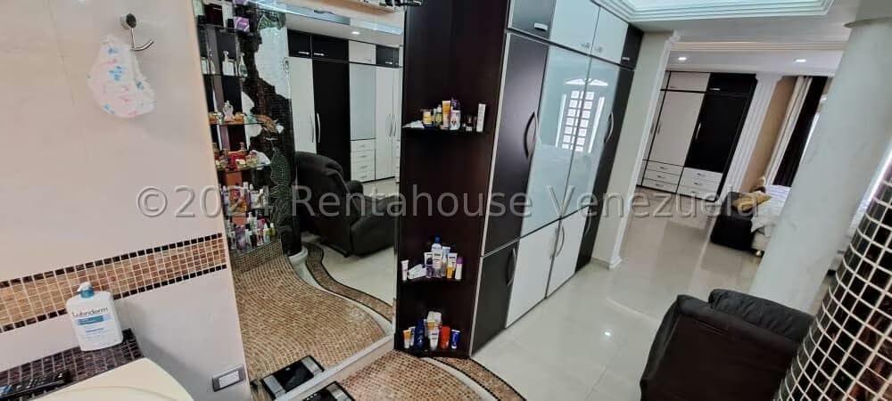 Casa (Multipes Niveles) en Venta en Colinas de Vista Alegre, Distrito Metropolitano - 85