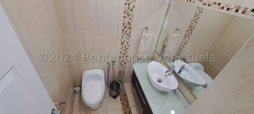 Casa (Multipes Niveles) en Venta en Colinas de Vista Alegre, Distrito Metropolitano - 10