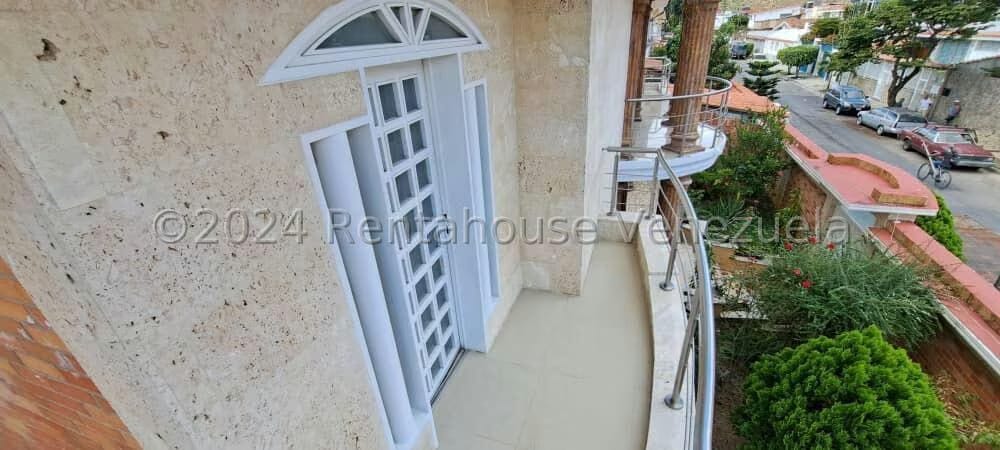 Casa (Multipes Niveles) en Venta en Colinas de Vista Alegre, Distrito Metropolitano - 93