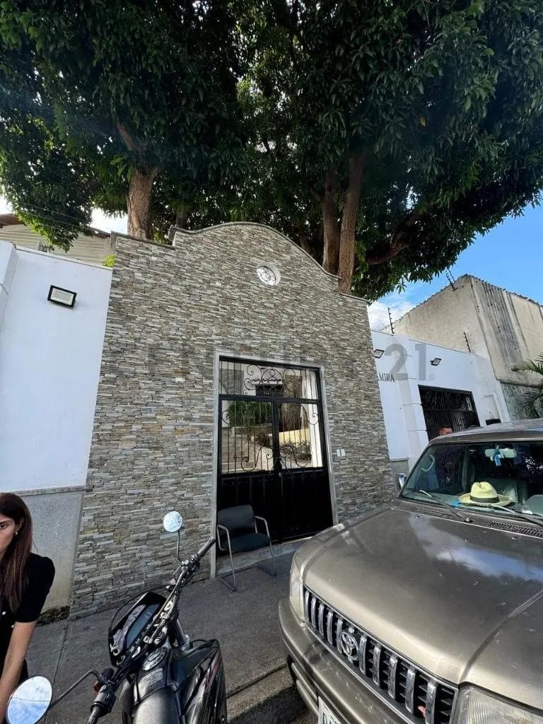 CASA EN VENTA Y ALQUILER EN ALTAMIRA - 12