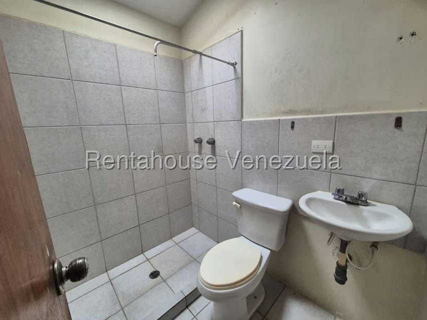 Casa (Duplex) en Venta en Hacienda Yucatan, Lara - 14