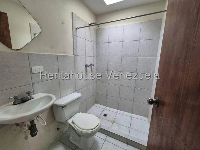 Casa (Duplex) en Venta en Hacienda Yucatan, Lara - 15