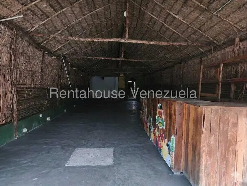 Comercial (Local Comercial) en Alquiler en Calle 72, Zulia - 3