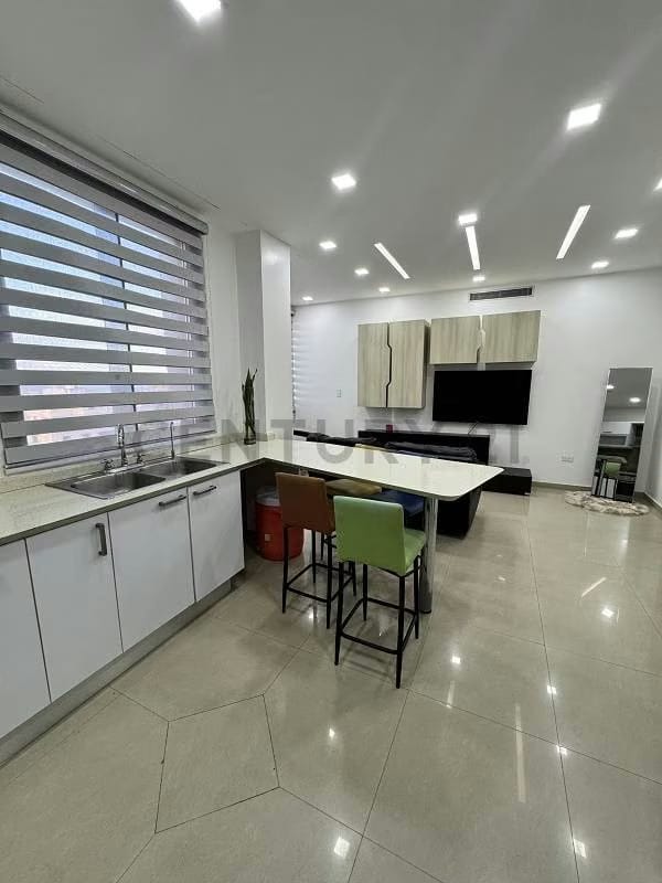 Apartamento en alquiler en Lecheria Edif Kathy II, Calle Arismendi - 4