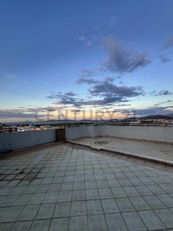 Apartamento en alquiler en Lecheria Edif Kathy II, Calle Arismendi - 8