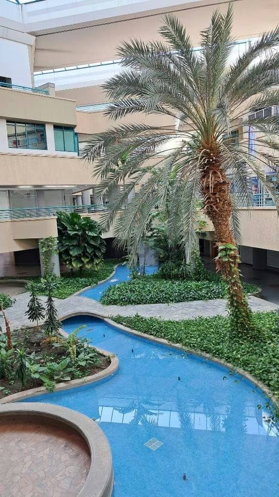 Oficina privada, Centro Comercial Caribbean Mall Local Comercial Moderno