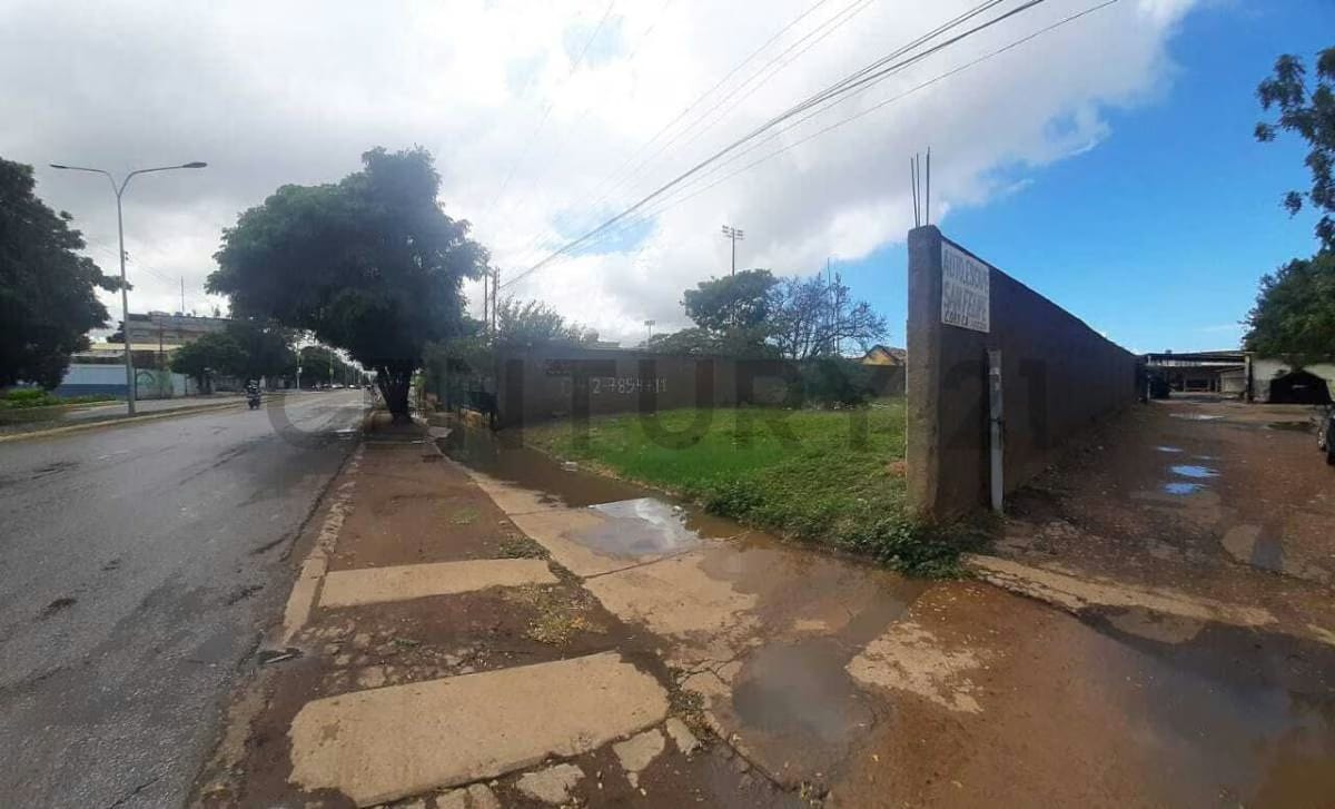 Parcela terreno avenida independencia, zona comecial alta revalorizacion. Coro - 4