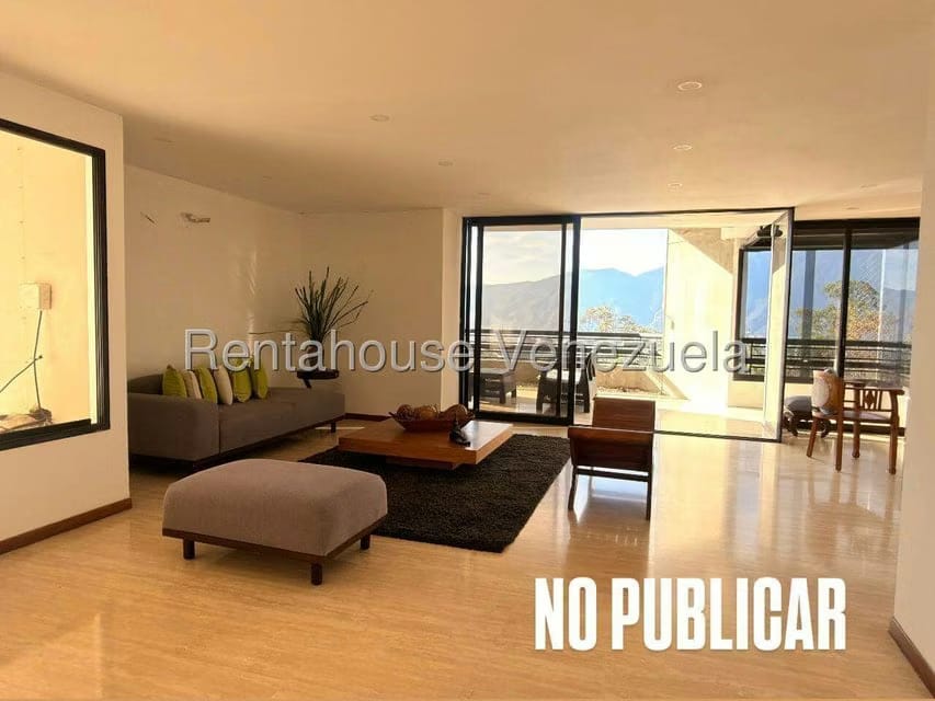Apartamento (1 Nivel) en Venta en Los Naranjos del Cafetal, Distrito Metropolitano - 2