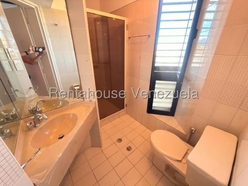 Apartamento (1 Nivel) en Venta en Los Naranjos del Cafetal, Distrito Metropolitano - 38