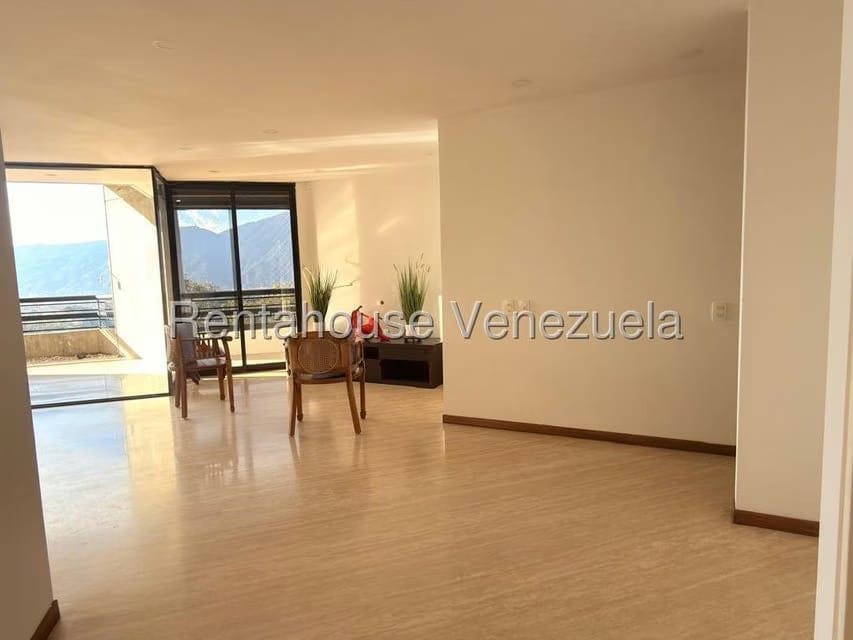 Apartamento (1 Nivel) en Venta en Los Naranjos del Cafetal, Distrito Metropolitano - 6