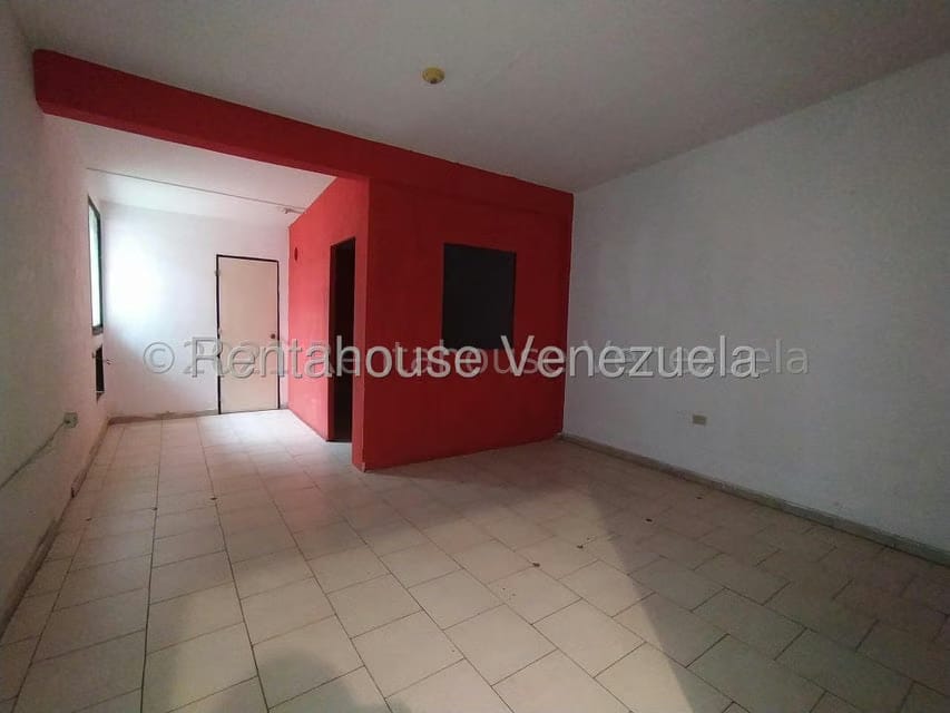 Comercial (Local Comercial) en Alquiler en Sabana Larga, Aragua - 2