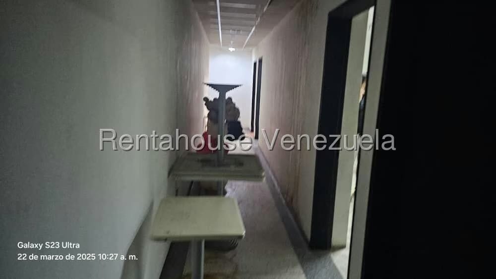 Comercial (Local Comercial) en Venta en El Castillejo, Miranda - 13
