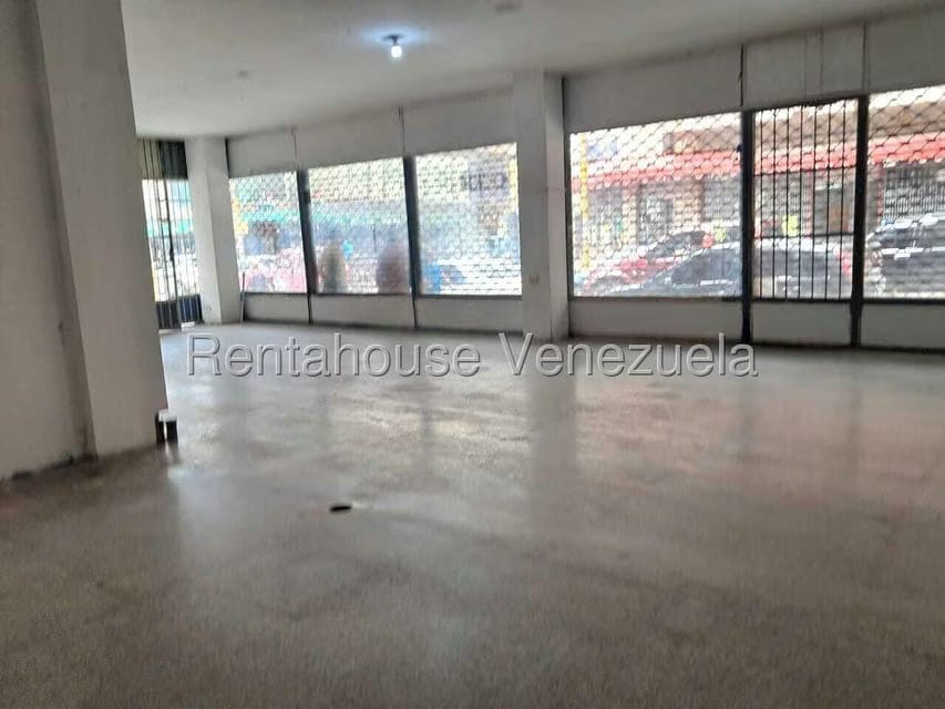 Comercial (Local Comercial) en Alquiler en Parroquia San Blas, Carabobo - 11
