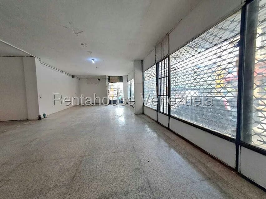 Comercial (Local Comercial) en Alquiler en Parroquia San Blas, Carabobo - 3