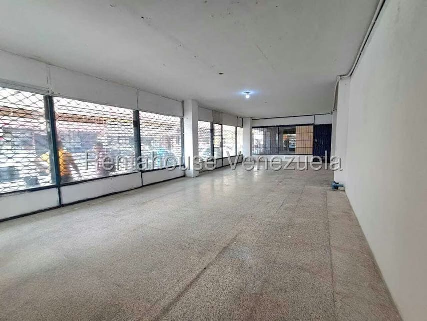 Comercial (Local Comercial) en Alquiler en Parroquia San Blas, Carabobo - 8