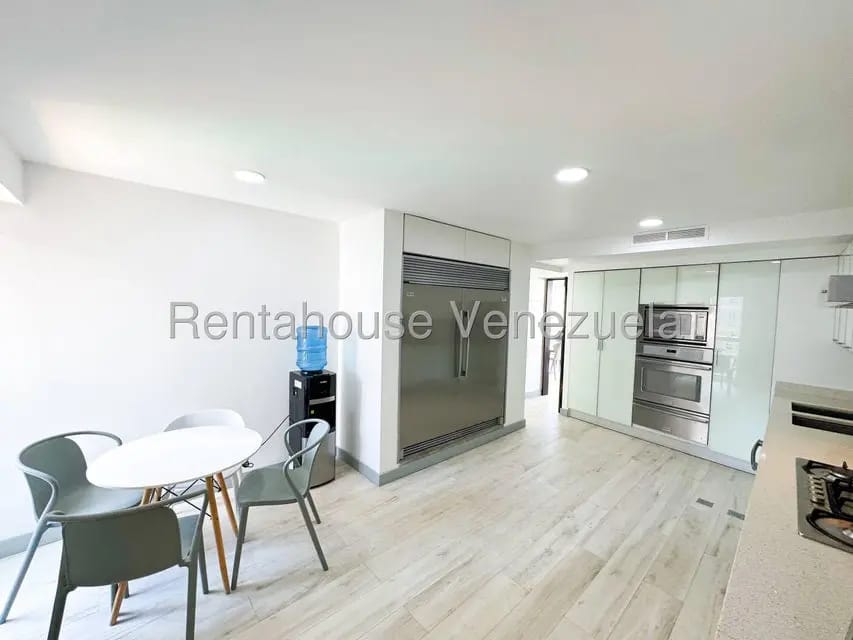 Apartamento (1 Nivel) en Alquiler en Las Mesetas de Santa Rosa de Lima, Distrito Metropolitano - 19