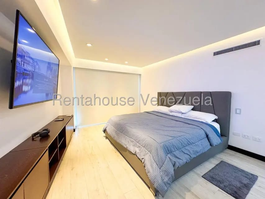 Apartamento (1 Nivel) en Alquiler en Las Mesetas de Santa Rosa de Lima, Distrito Metropolitano - 29