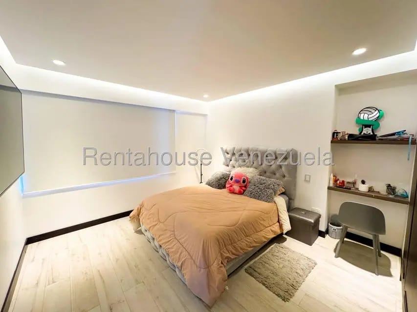 Apartamento (1 Nivel) en Alquiler en Las Mesetas de Santa Rosa de Lima, Distrito Metropolitano - 35