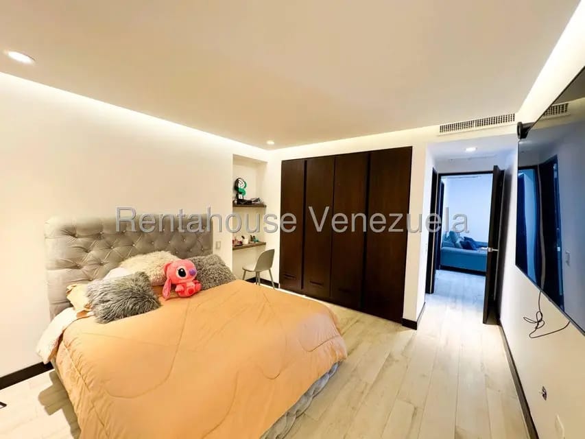 Apartamento (1 Nivel) en Alquiler en Las Mesetas de Santa Rosa de Lima, Distrito Metropolitano - 38