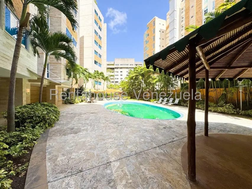 Apartamento (1 Nivel) en Alquiler en Las Mesetas de Santa Rosa de Lima, Distrito Metropolitano - 40