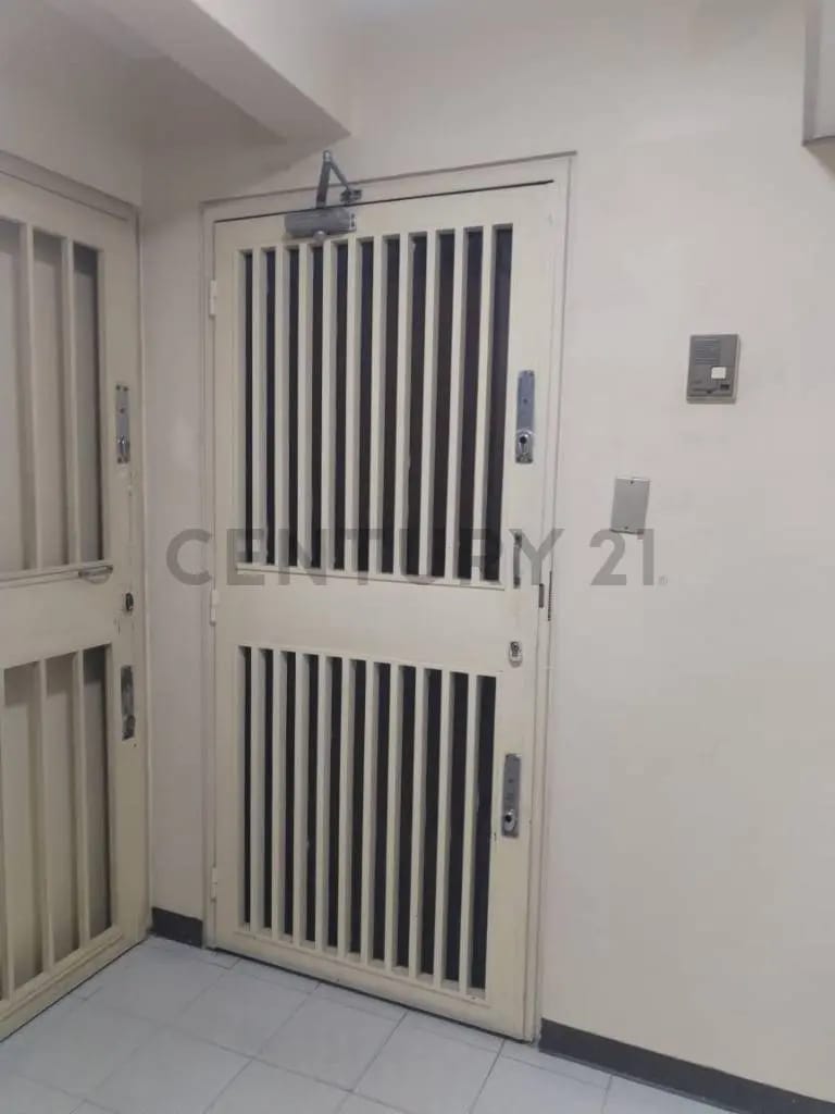 Practica y comoda Oficina en Venta en Chacaito-Caracas