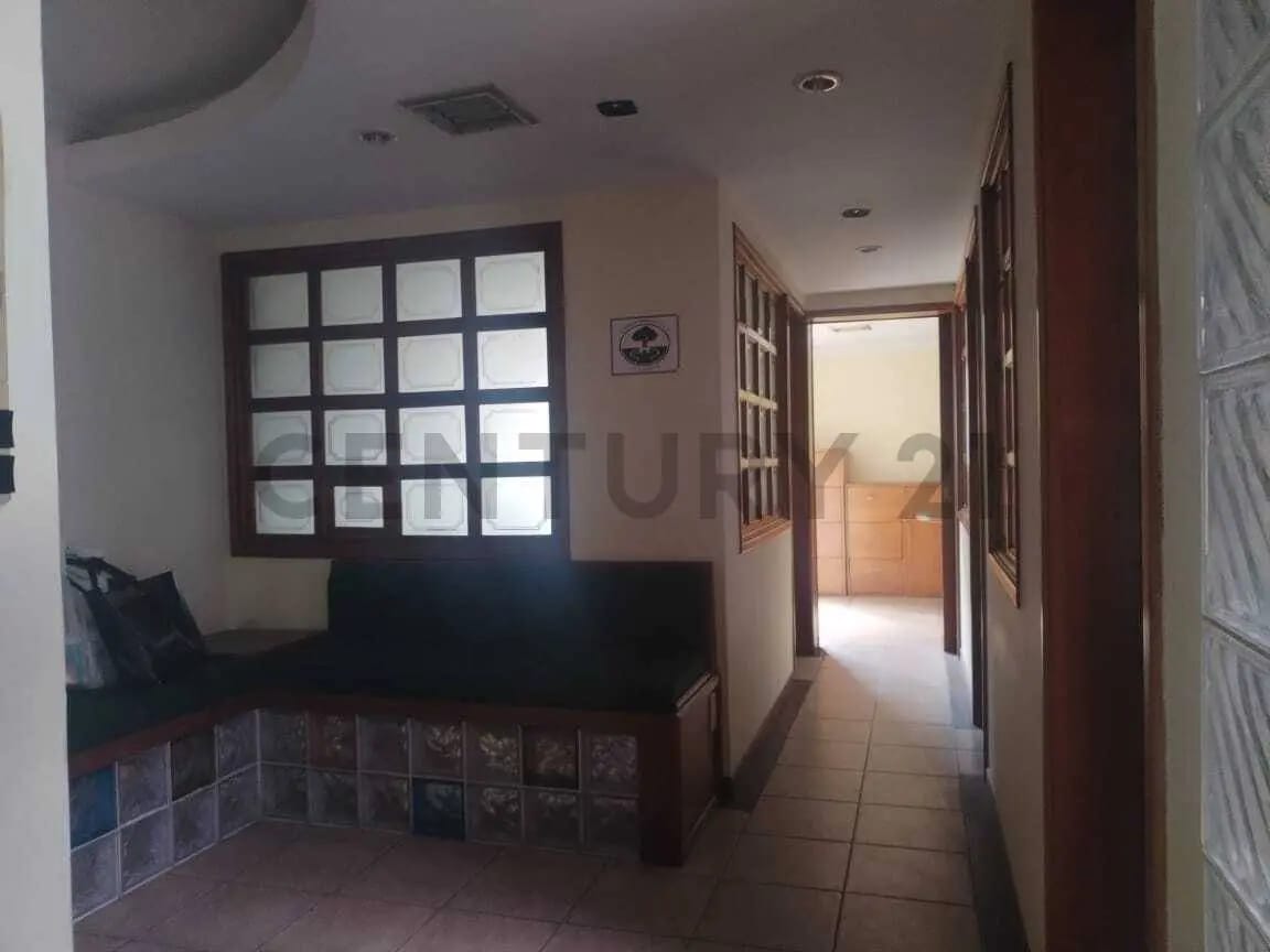Practica y comoda Oficina en Venta en Chacaito-Caracas - 2