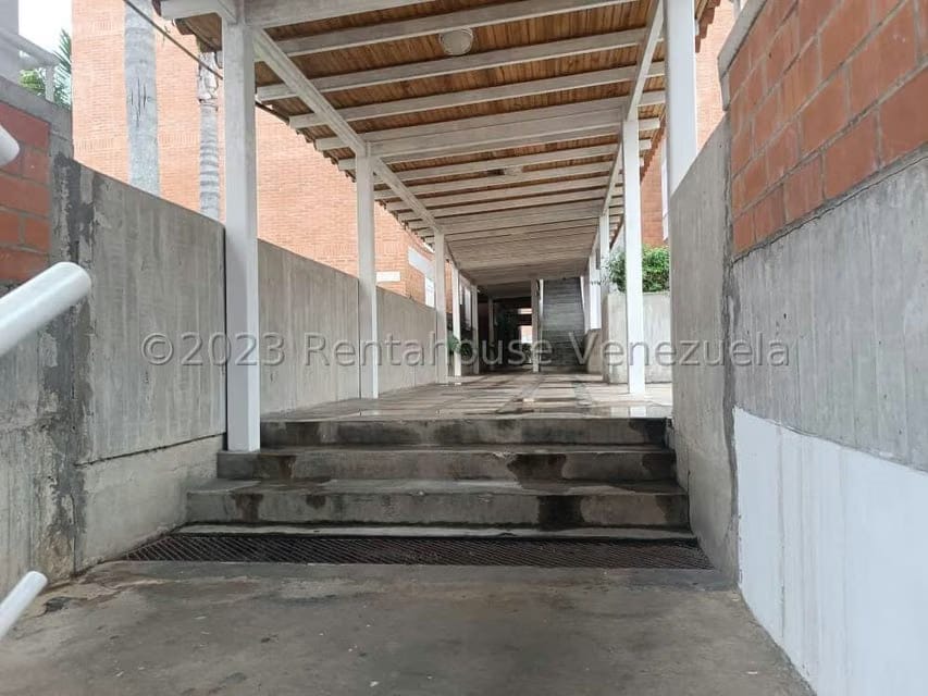 Apartamento (1 Nivel) en Venta en Miravila, Distrito Metropolitano - 2