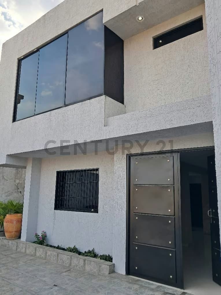 Excelente y moderna propiedad ubicada en el CR. Carmen Isabel. En Anaco. - 15