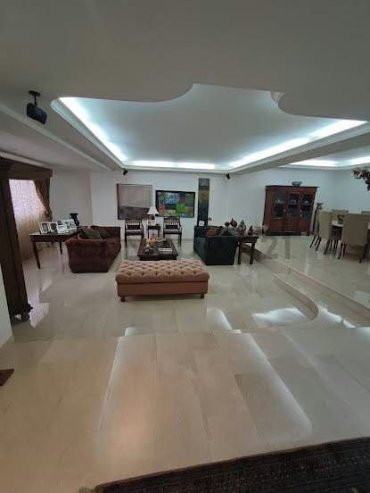 Se alquila apartamento en Edificio Belvedere, un apartamento por piso - 11