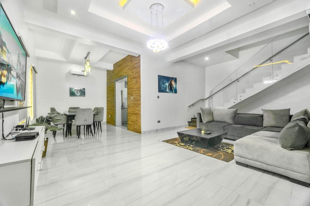 Nice Condo Apartment