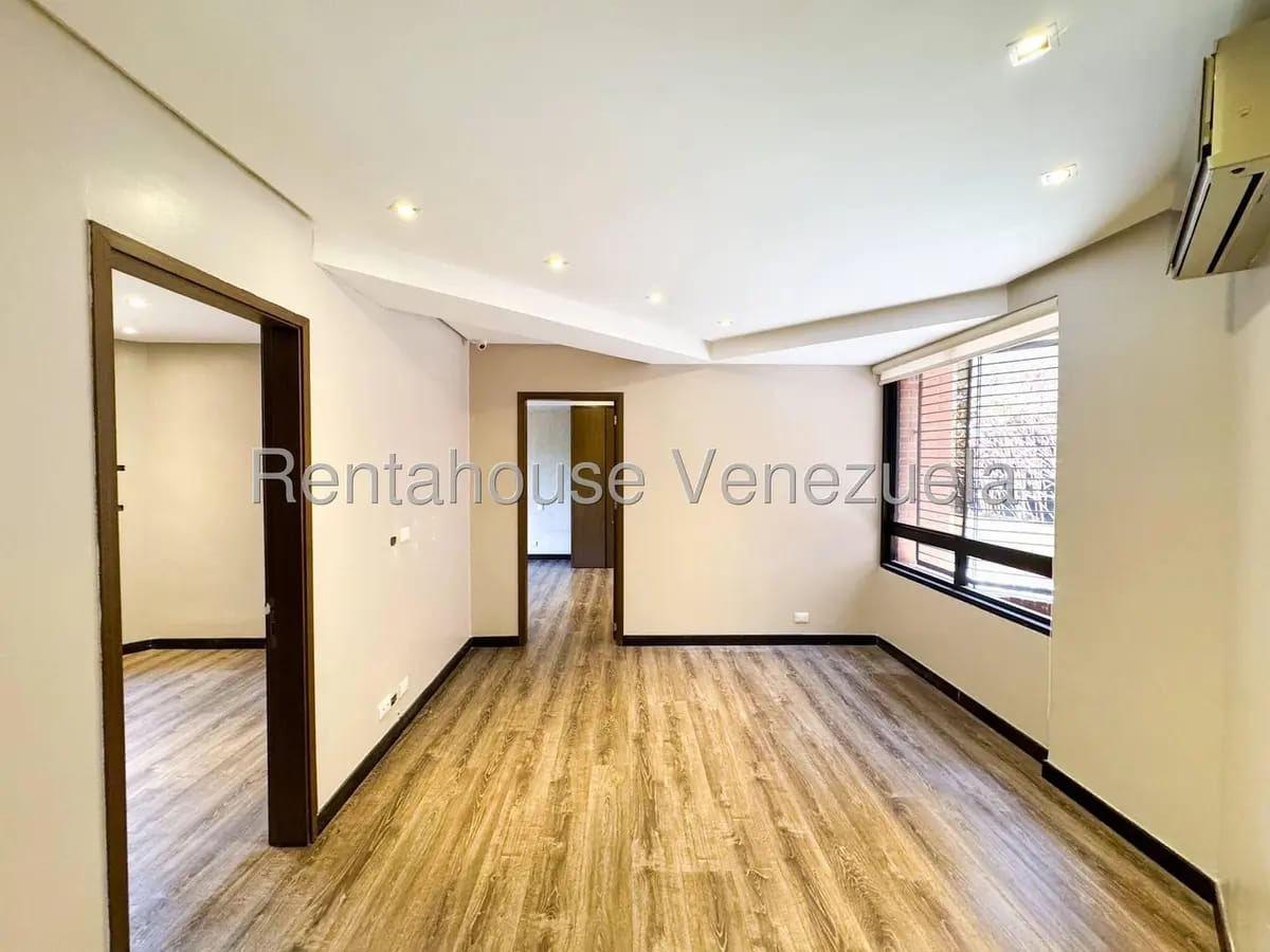 Bello, Diafano y Amplio Apartamento en Venta Los Samanes, Caracas - 7
