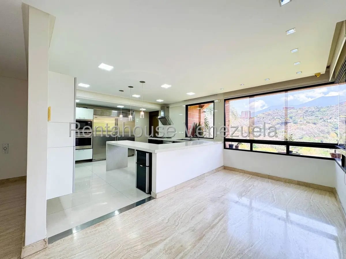 Bello, Diafano y Amplio Apartamento en Venta Los Samanes, Caracas - 19