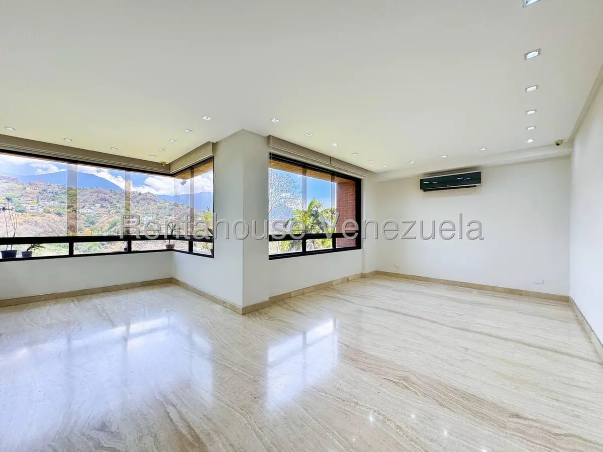 Bello, Diafano y Amplio Apartamento en Venta Los Samanes, Caracas - 21
