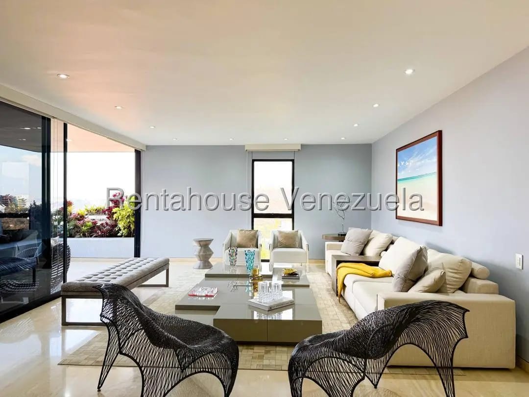 Exclusivo Apartamento Tipo PH en Venta Colinas de Valle Arriba, Caracas - 3