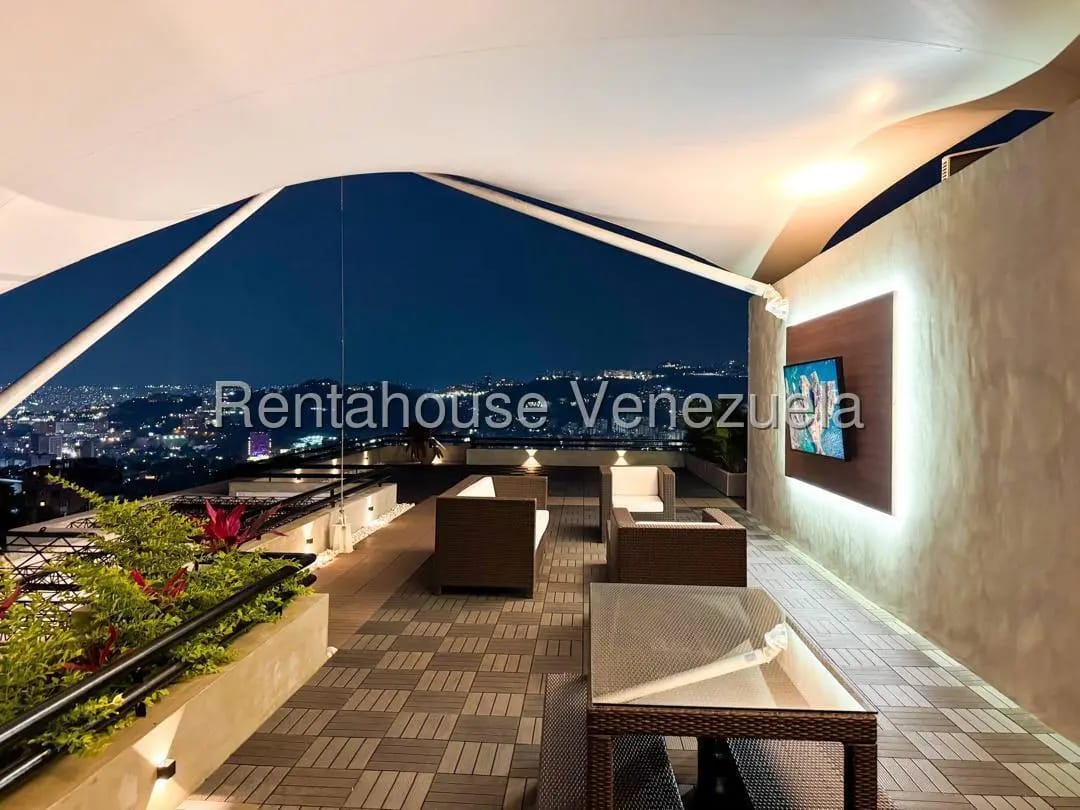 Exclusivo Apartamento Tipo PH en Venta Colinas de Valle Arriba, Caracas - 29
