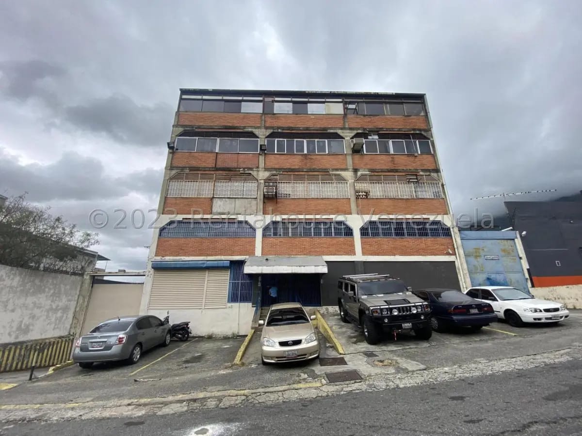 Excelente Edificio Industrial/comercial en Venta Boleita Norte, Caracas