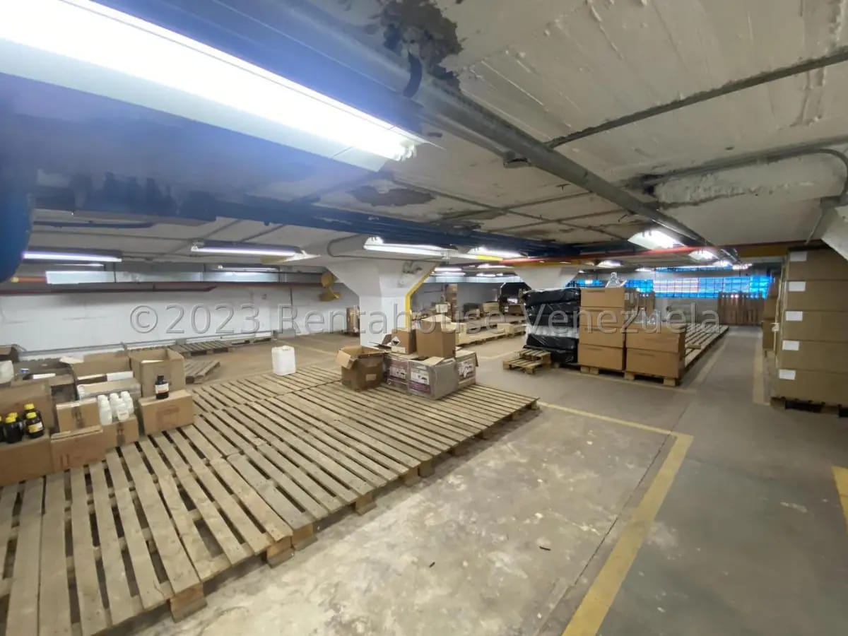 Excelente Edificio Industrial/comercial en Venta Boleita Norte, Caracas - 13