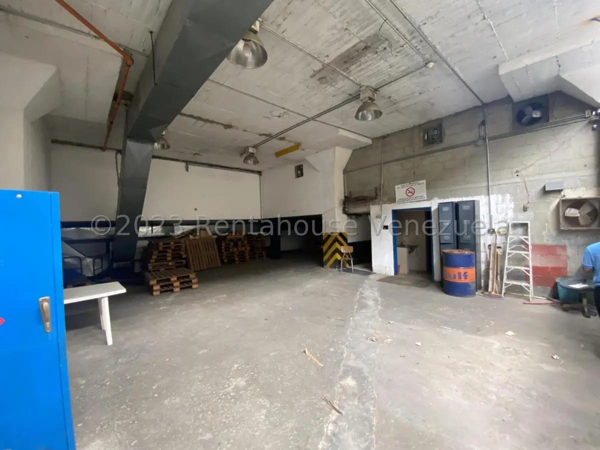 Excelente Edificio Industrial/comercial en Venta Boleita Norte, Caracas - 18