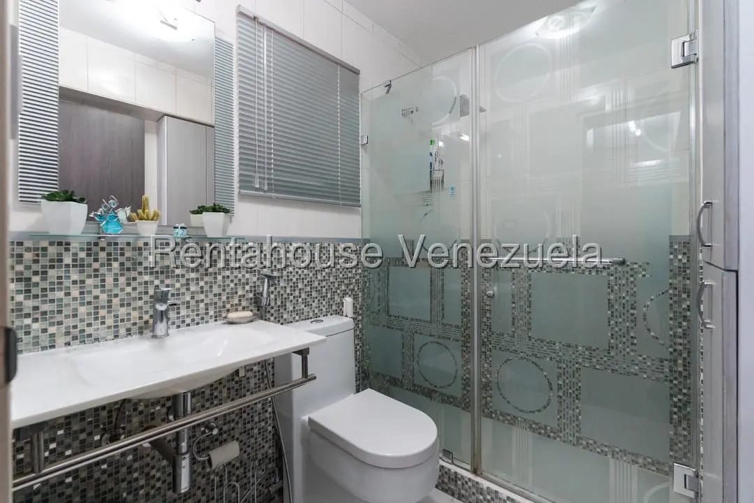 Cómodo y Acogedor Apartamento En Venta Los Chaguaramos, Caracas. Conjunto Residencial Reciente Data - 26