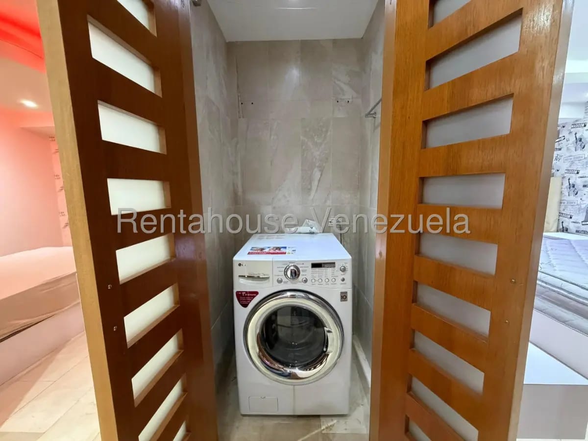 Bello y Cómodo Apartamento En Venta Santa Mónica Caracas - 12