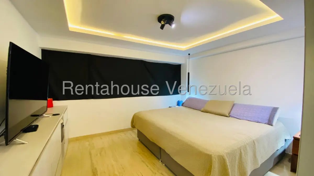 Bellisímo Apartamento Dúplex Remodelado En Venta Caracas - 11
