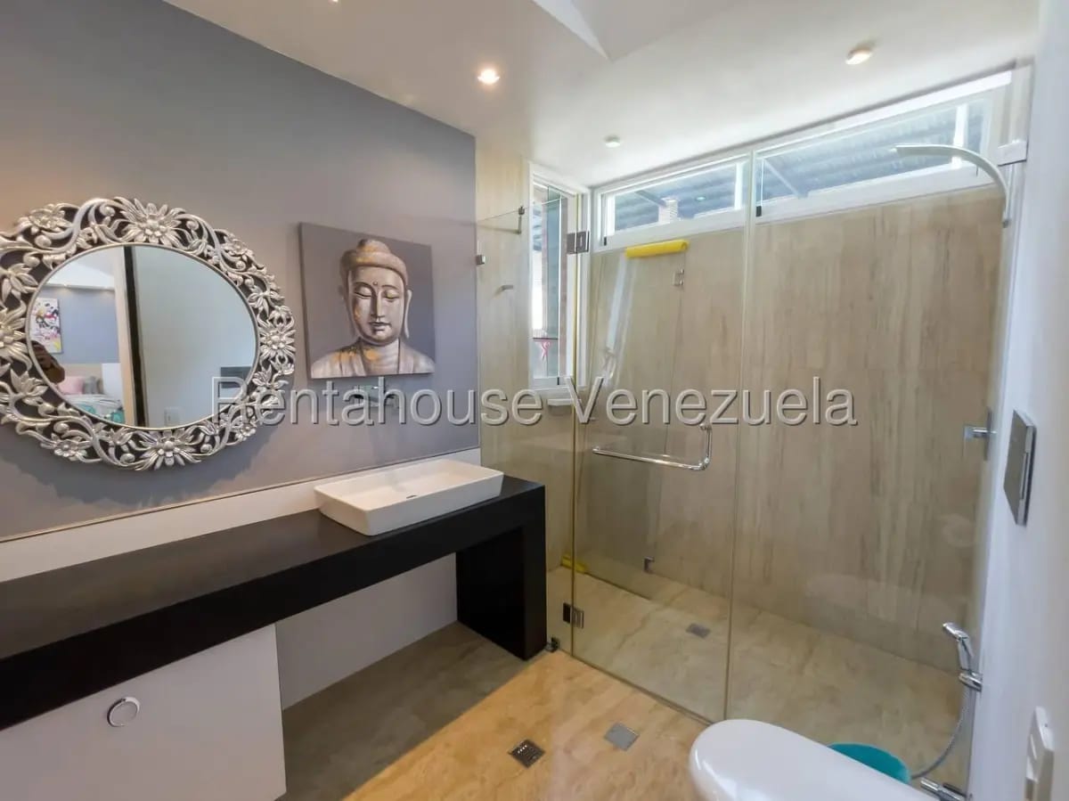 Espectacular y Exclusivo Apartamento en Venta Campo Alegra, Caracas - 13