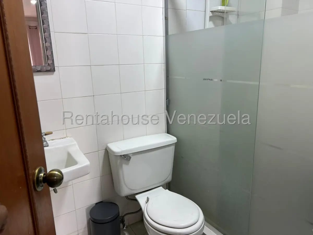 Excelente Apartamento En Venta Lomas del Ávila, Caracas - 12