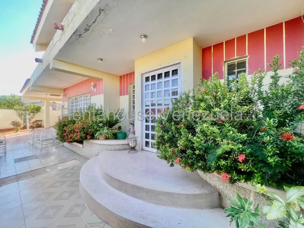 26-11190 Casa en venta Santa Fe, Punto Fijo, Falcón